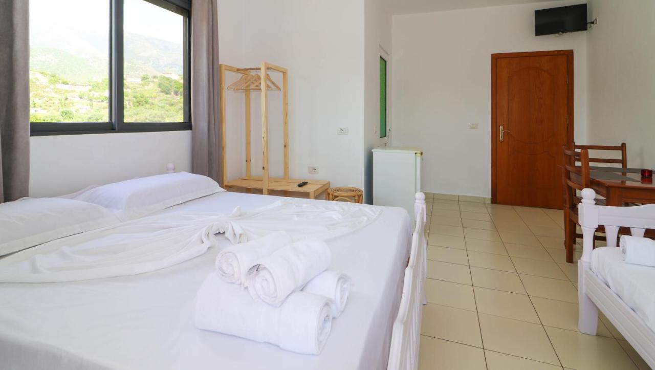 Bora Rooms Himare Ngoại thất bức ảnh