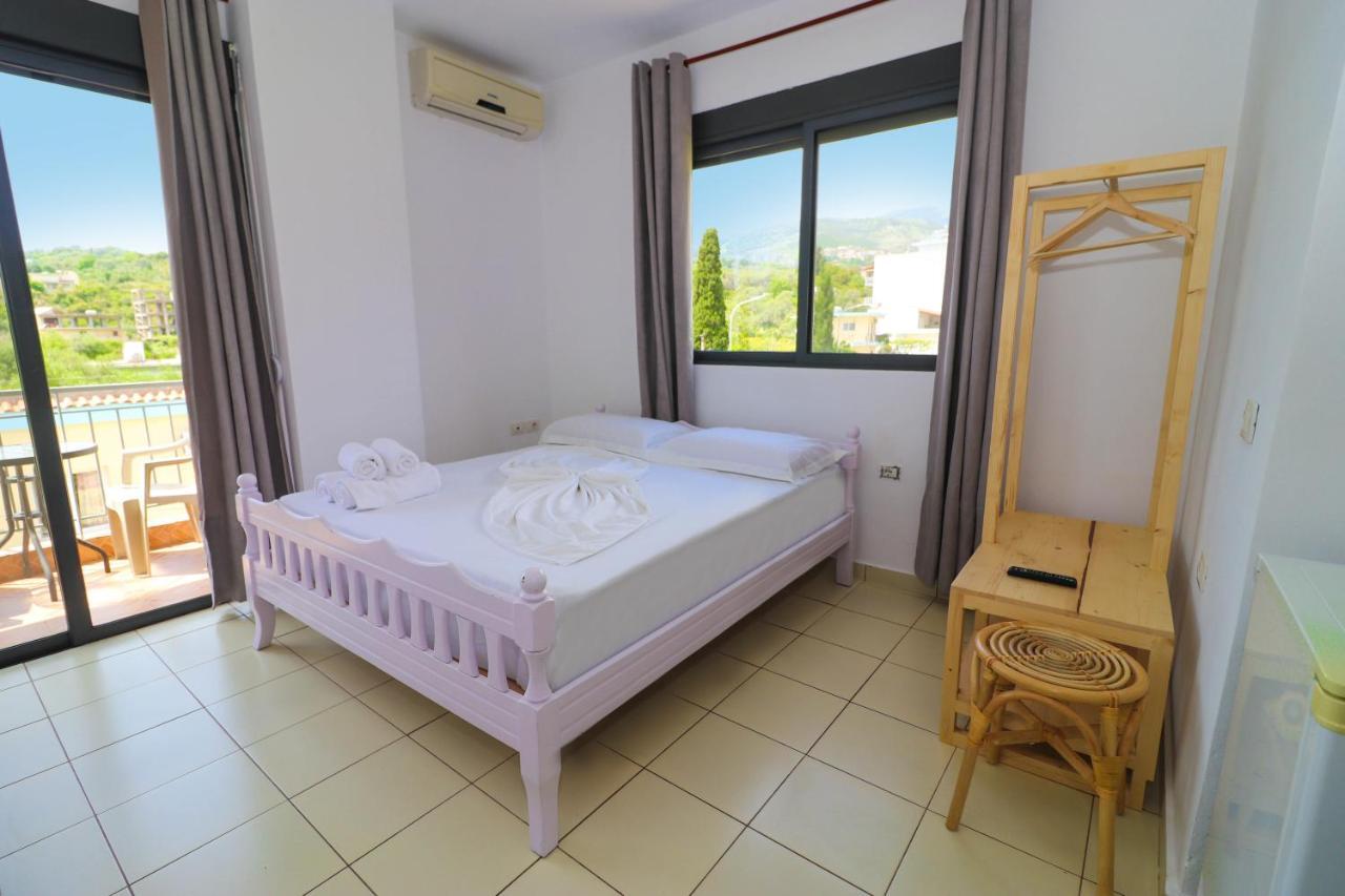 Bora Rooms Himare Ngoại thất bức ảnh