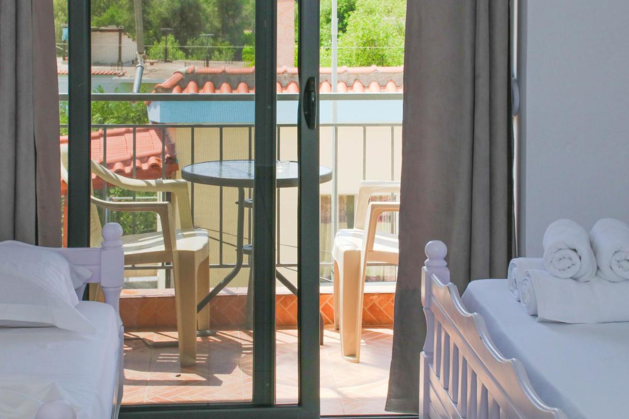 Bora Rooms Himare Ngoại thất bức ảnh