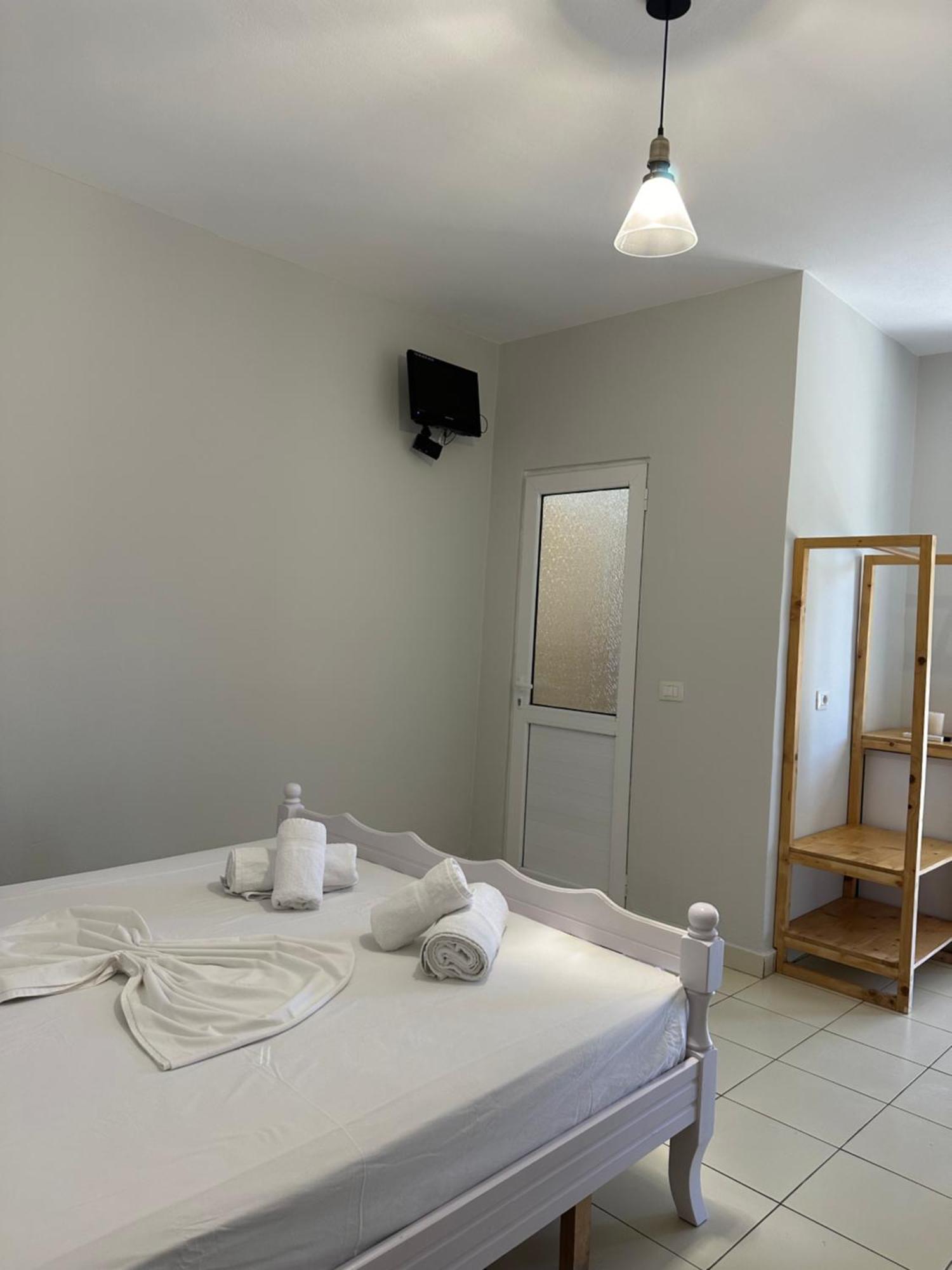 Bora Rooms Himare Ngoại thất bức ảnh